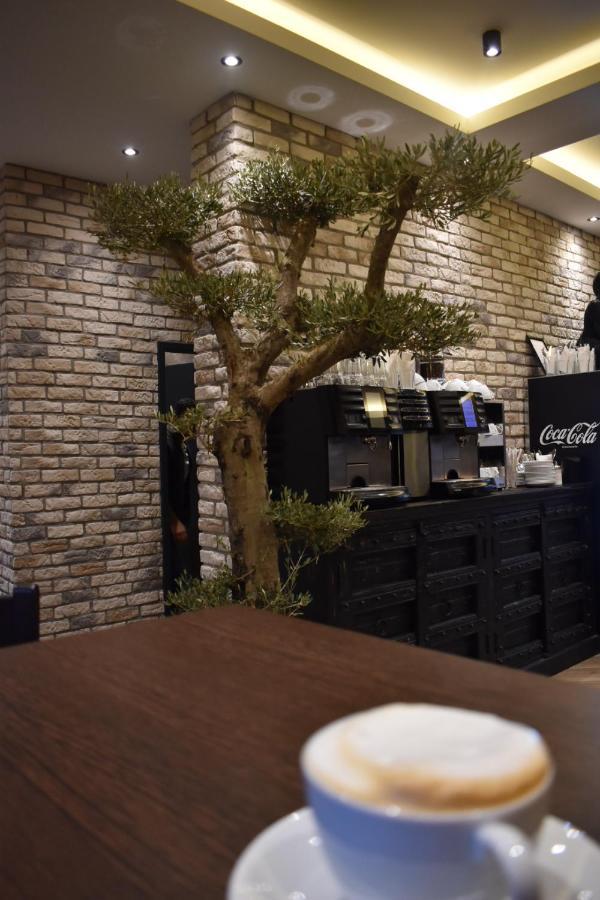 שטיינפורט 3 Monkeys Hotel מראה חיצוני תמונה