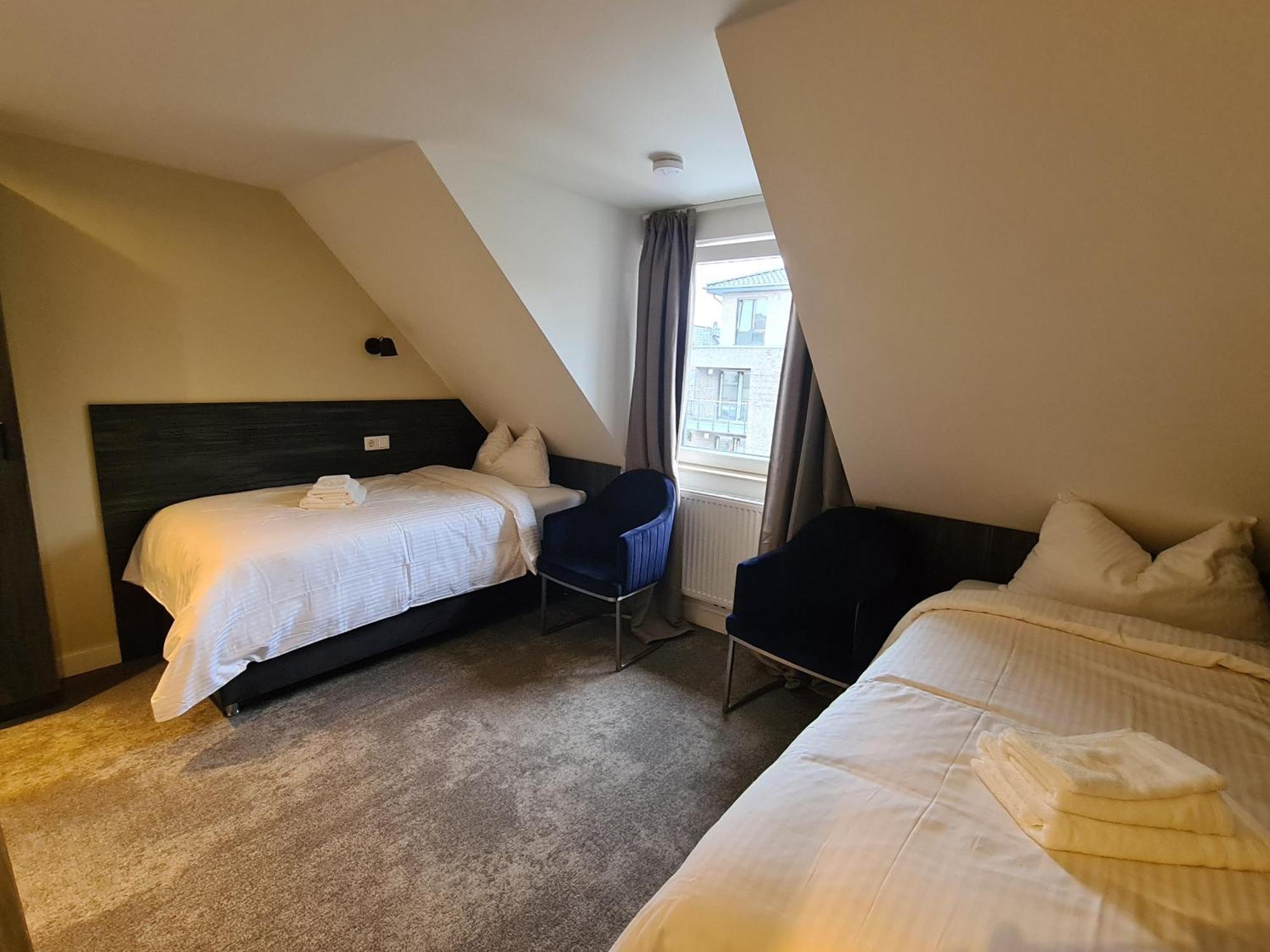 שטיינפורט 3 Monkeys Hotel מראה חיצוני תמונה